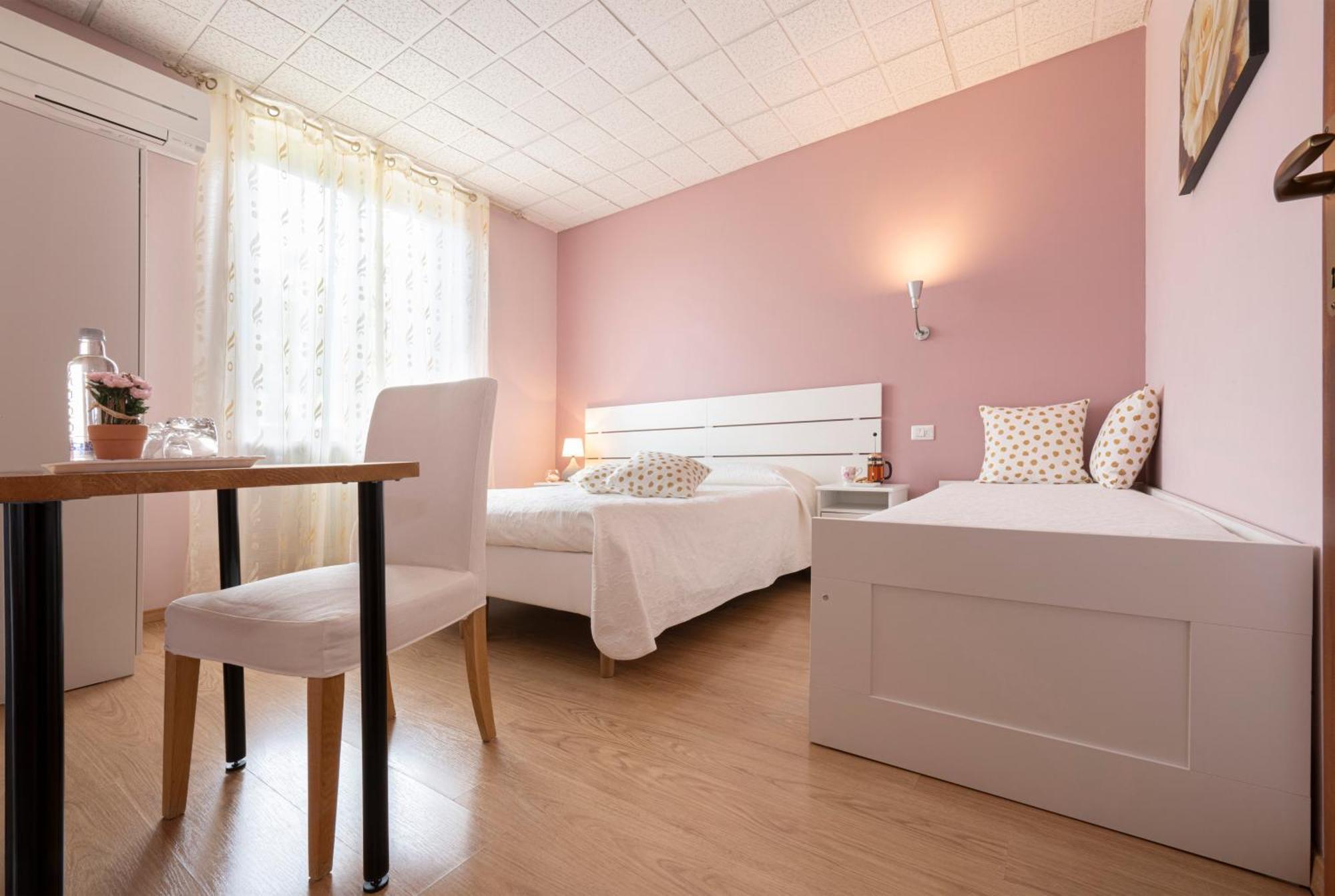 Le Betulle Hotel San Maurizio D'opaglio Exterior foto
